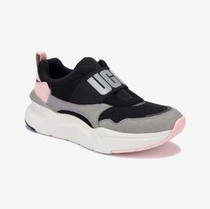 UGG LA FLEX logo  SNEAKERS SIZE 9